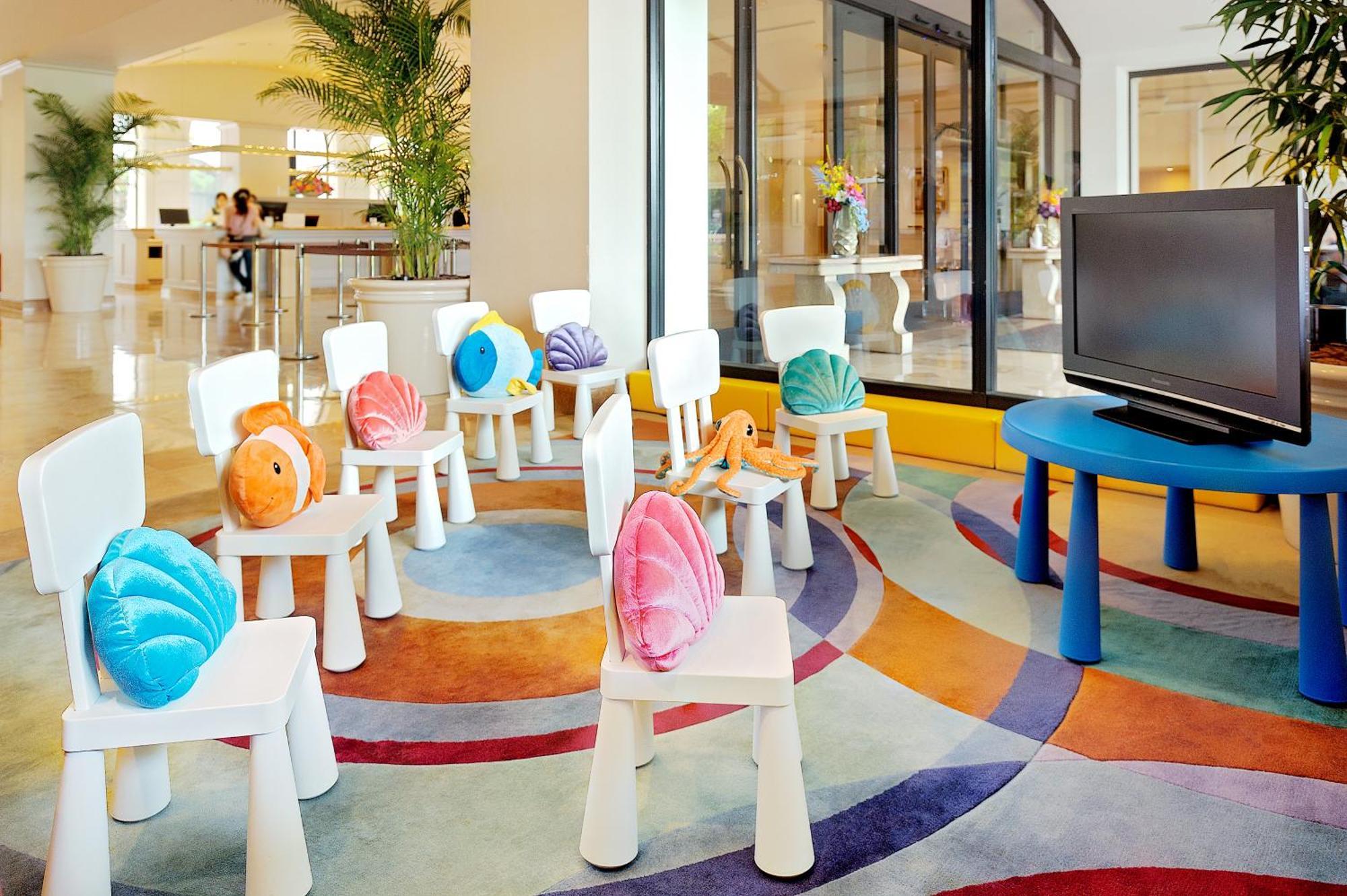 Hotel Okura Tokyo Bay Urayasu Eksteriør bilde Children's area
