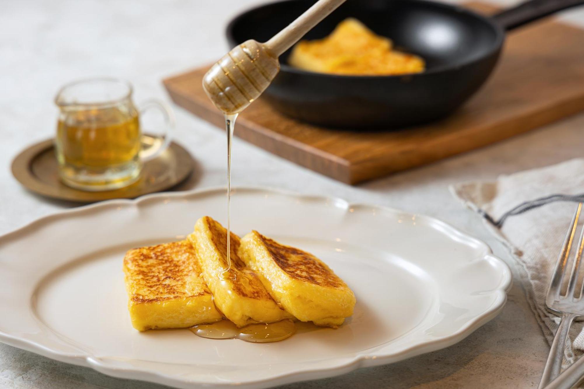 Hotel Okura Tokyo Bay Urayasu Eksteriør bilde French toast with honey