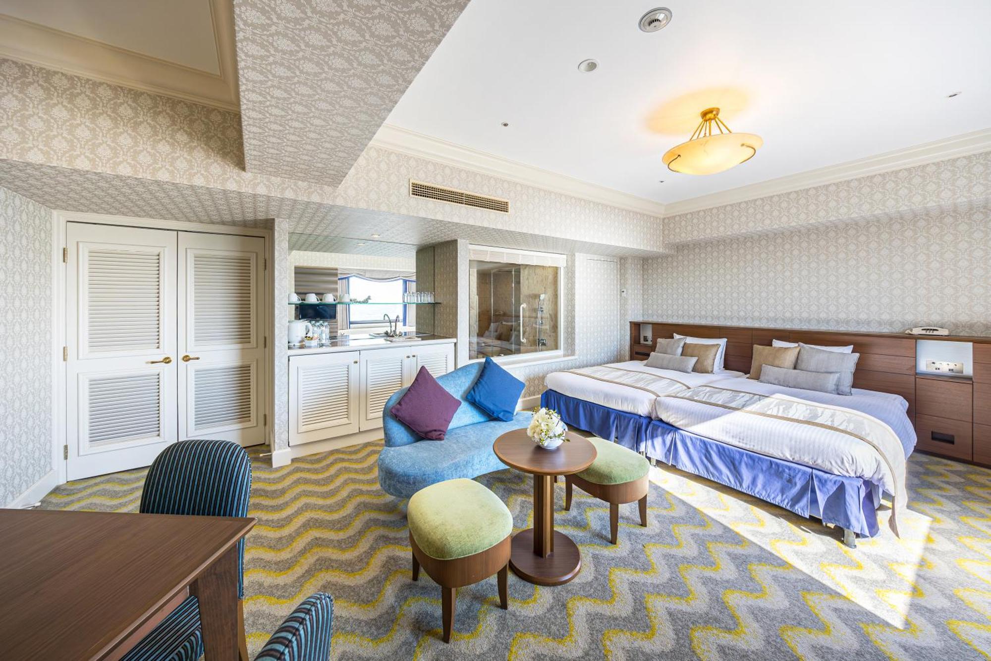 Hotel Okura Tokyo Bay Urayasu Eksteriør bilde Deluxe Suite