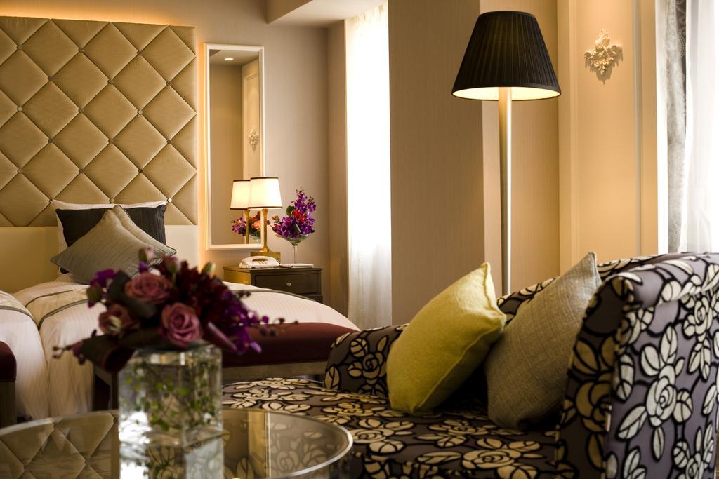 Hotel Okura Tokyo Bay Urayasu Rom bilde A suite at the hotel