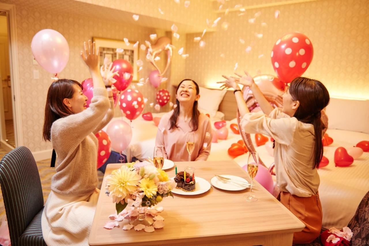 Hotel Okura Tokyo Bay Urayasu Eksteriør bilde A party in Japan